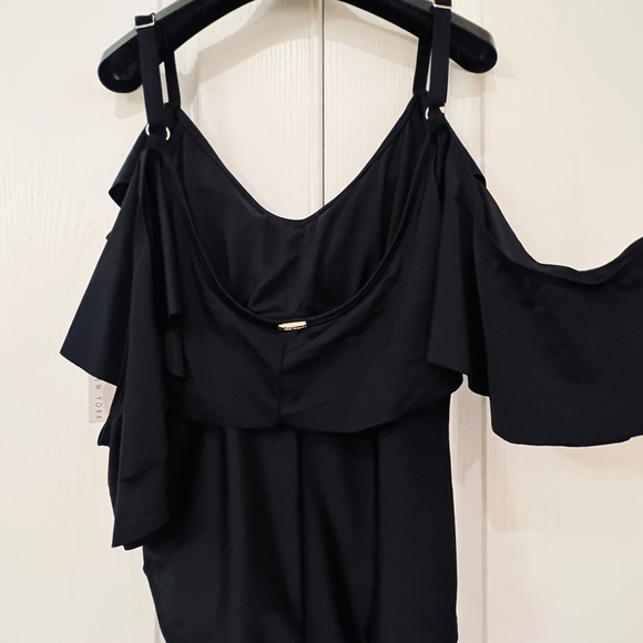 NWT Nicole Miller Black Ruffled Cold Shoulder One-Piece Swimsuit Size S $120 - Picture 5 of 8